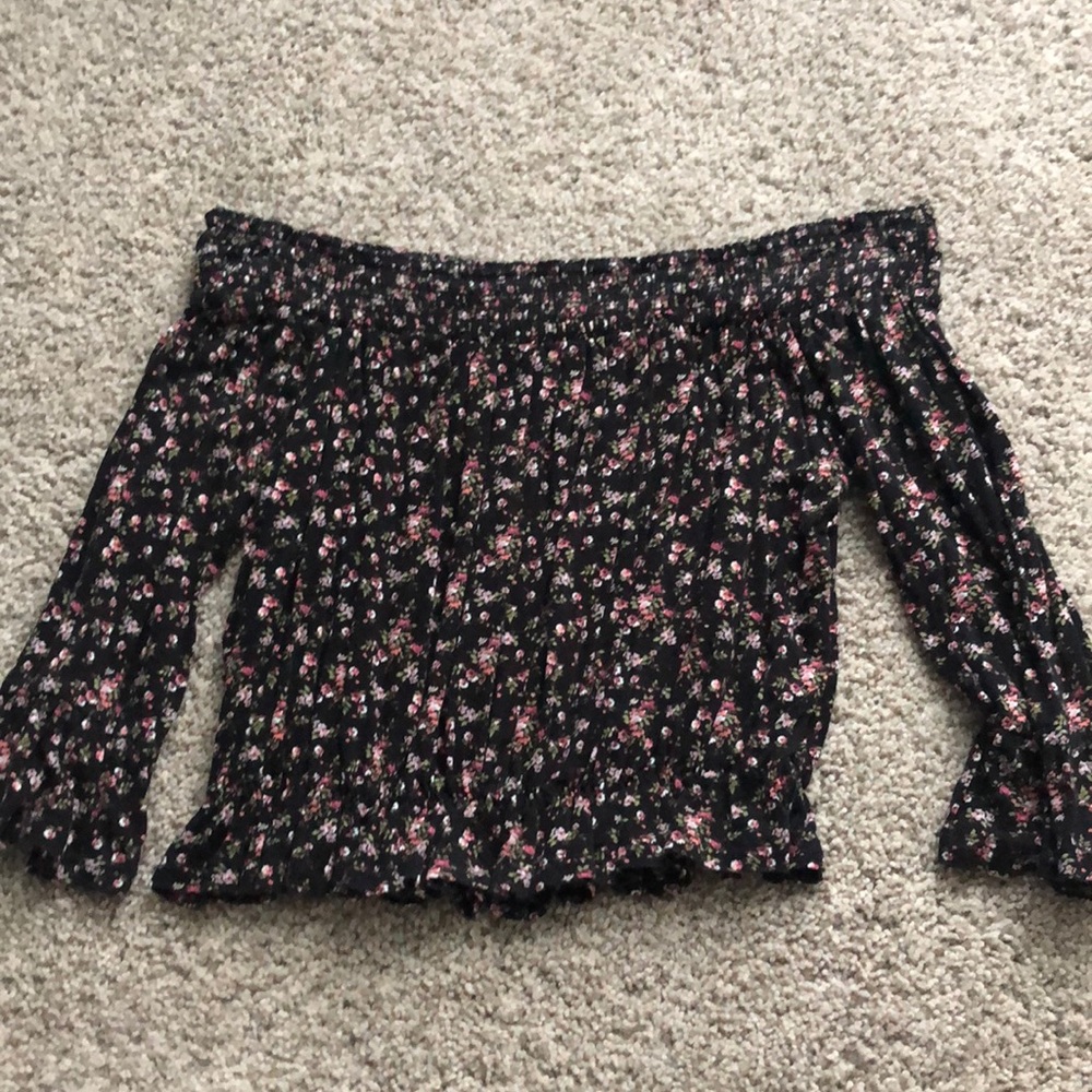 Floral crop off the shoulder